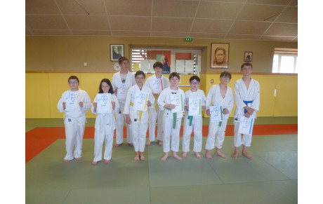 Photo 2ème groupe Passage de grades juin 2025